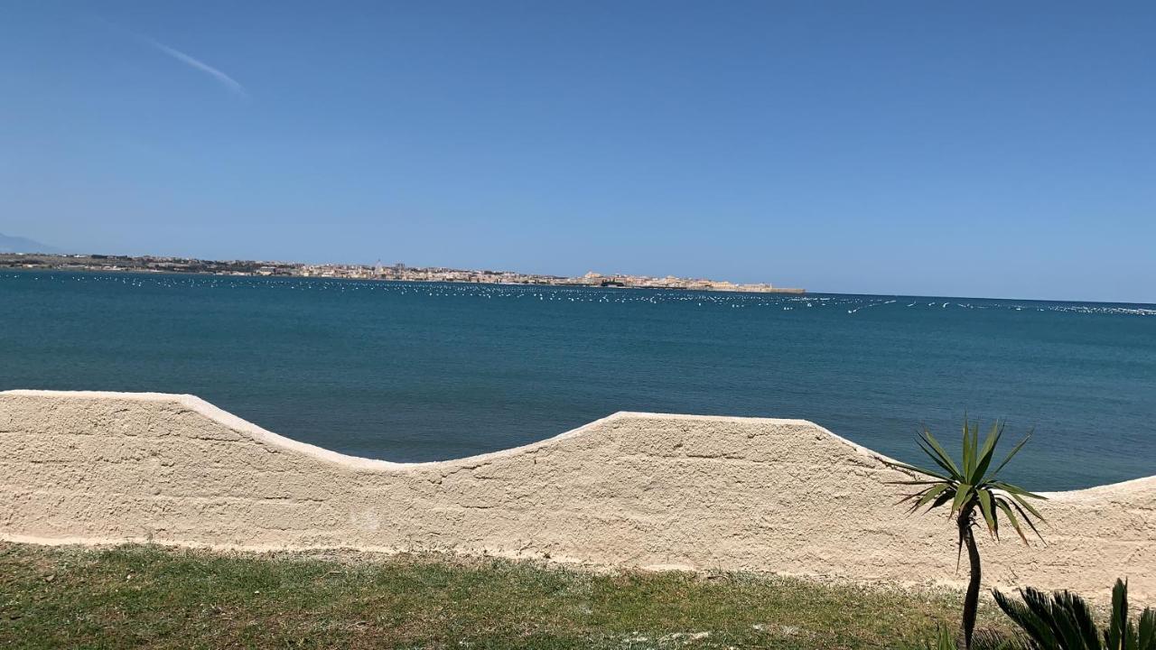 דירות פנוסה Casa Con Piscina E Vista Mare Dal Giardino מראה חיצוני תמונה